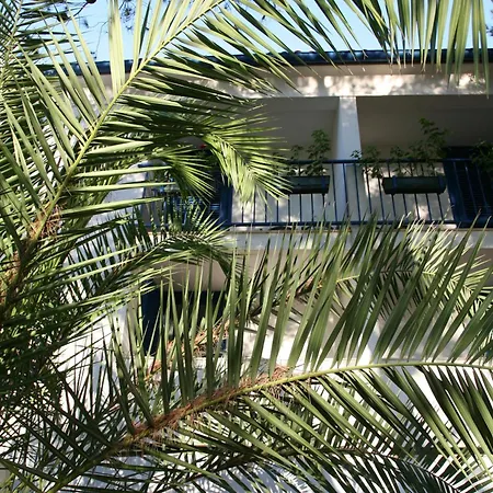 מלון Hotel Sali 3*