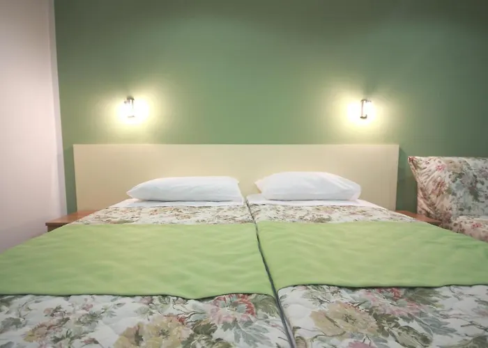 Hotel Sali Отель Сали